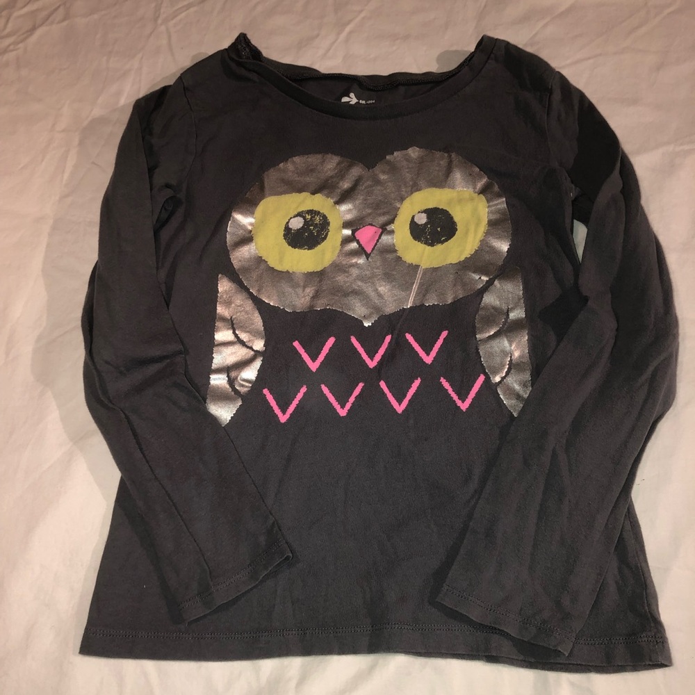 old navy Cute grey owl shirt size L